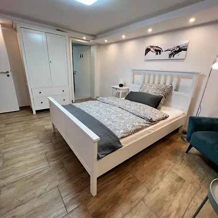 Moderne & Gemuetliche Pendleroase Apartamento